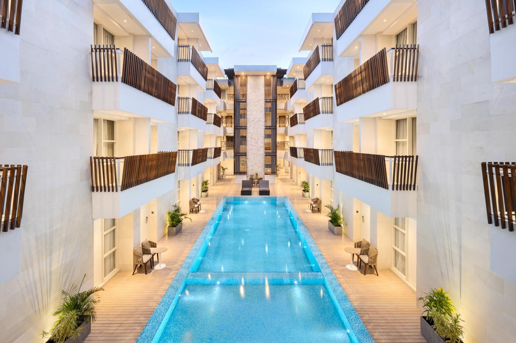 Holiday Inn Express Bali Sunset Road By Ihg Kuta Lombok Kültér fotó