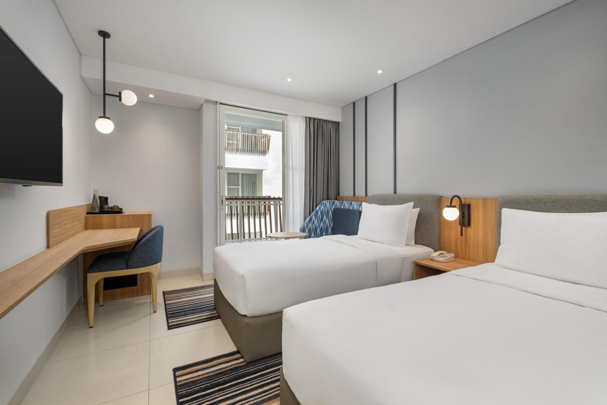 Holiday Inn Express Bali Sunset Road By Ihg Kuta Lombok Kültér fotó
