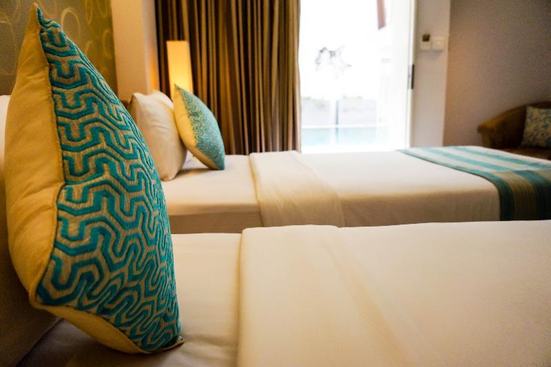 Holiday Inn Express Bali Sunset Road By Ihg Kuta Lombok Kültér fotó