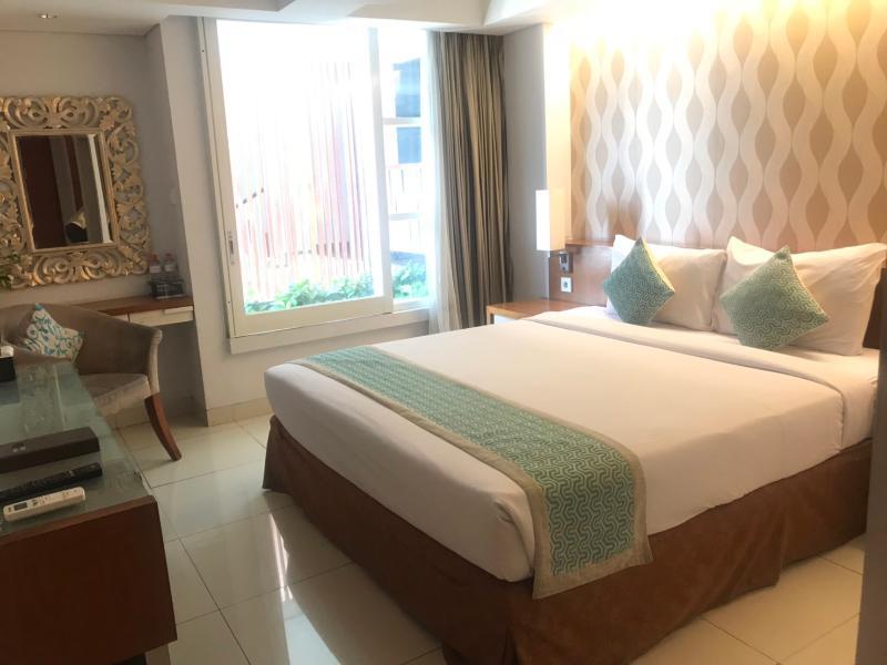 Holiday Inn Express Bali Sunset Road By Ihg Kuta Lombok Kültér fotó